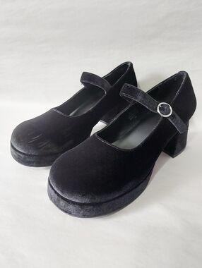Delia's Dolls Kill Recess Junkie Blackl Velvet Mary Jane Platform Pumps Size 10